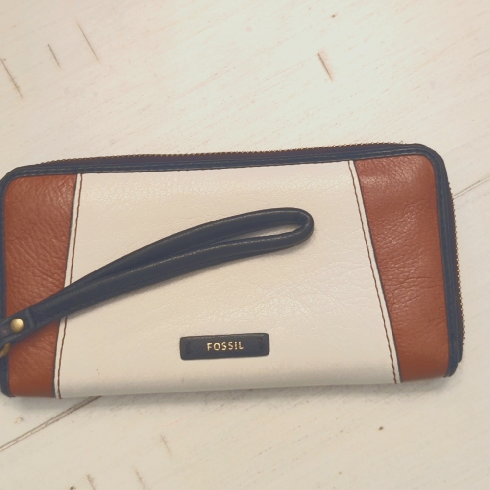 Vintage Fossil leather Wallet